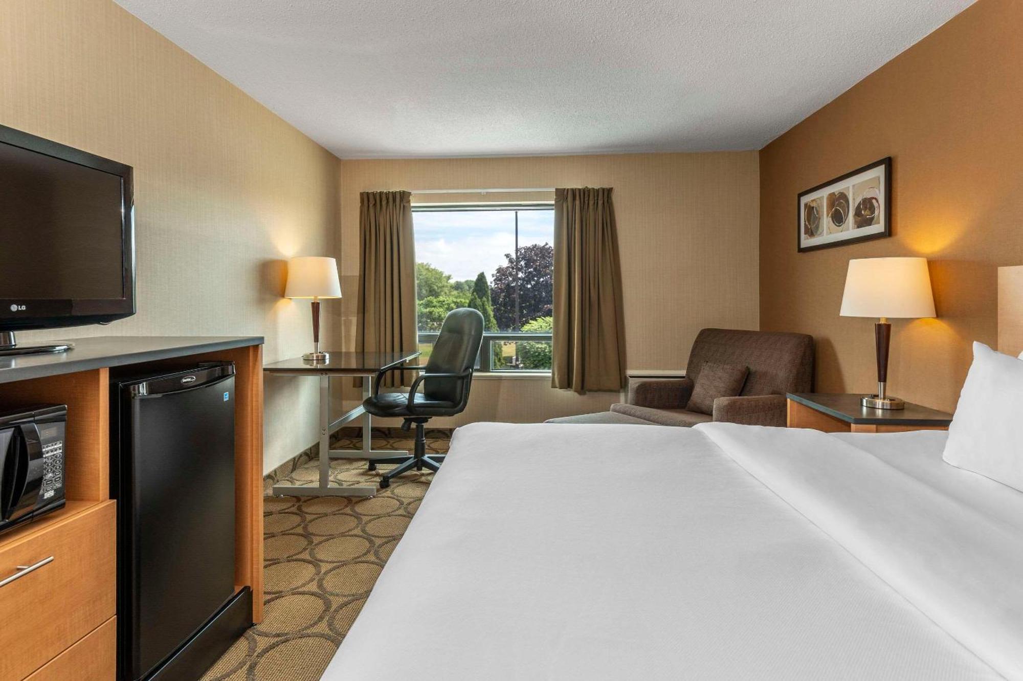Comfort Inn Airport East Québec Exterior foto